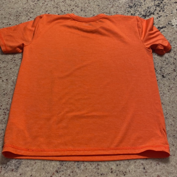 Boys adidas T-shirt (8) - Picture 4 of 4